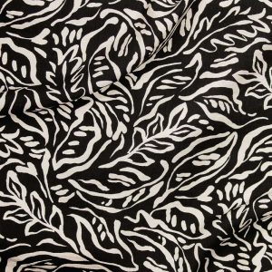 Santa Barbara Print 46121 - 01 Black Ivory