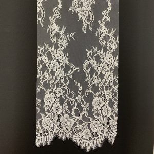 Chantilly Lace D2381 - Ivory